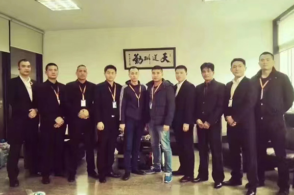 ?在廣州雇家庭保鏢，是雇男保鏢好還是女保鏢好？
